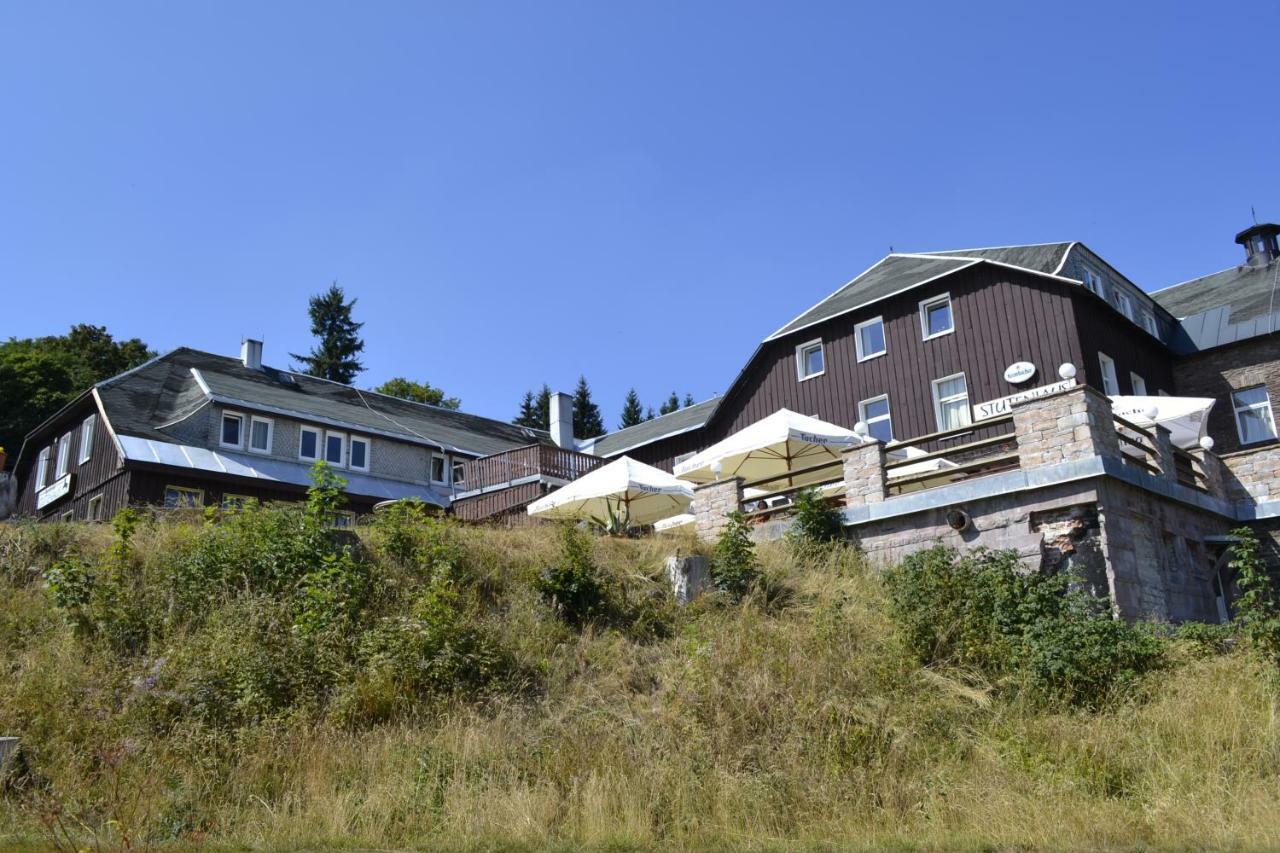 Berghotel Stutenhaus Шмидефелд ам Ренщайг Екстериор снимка